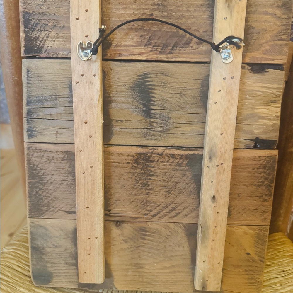 Rustic Wooden Wall Frame with Clips - Picture 4 of 4